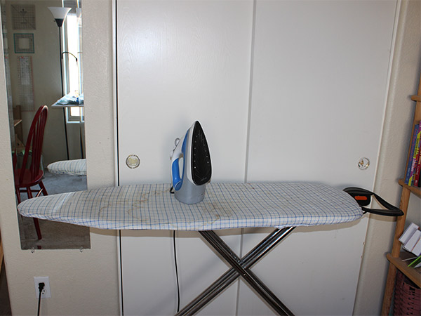 ironing-station